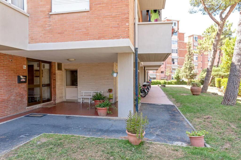 Free Parking Appartamento 5 Stelle Elegante Con Suite Livorno Exterior photo